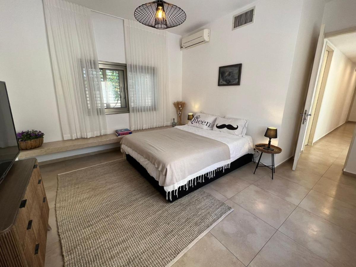 Villa Sky Garden Caesarea Bagian luar foto